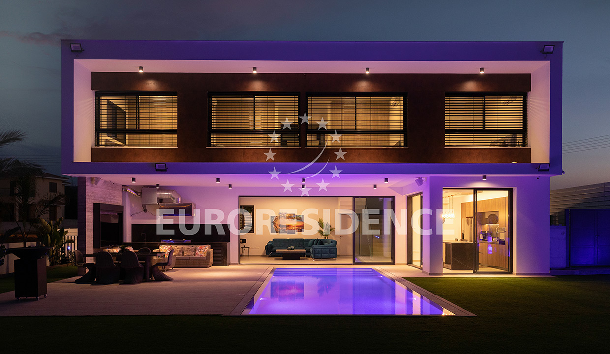 5-Bedroom Luxury Villa in Protaras
