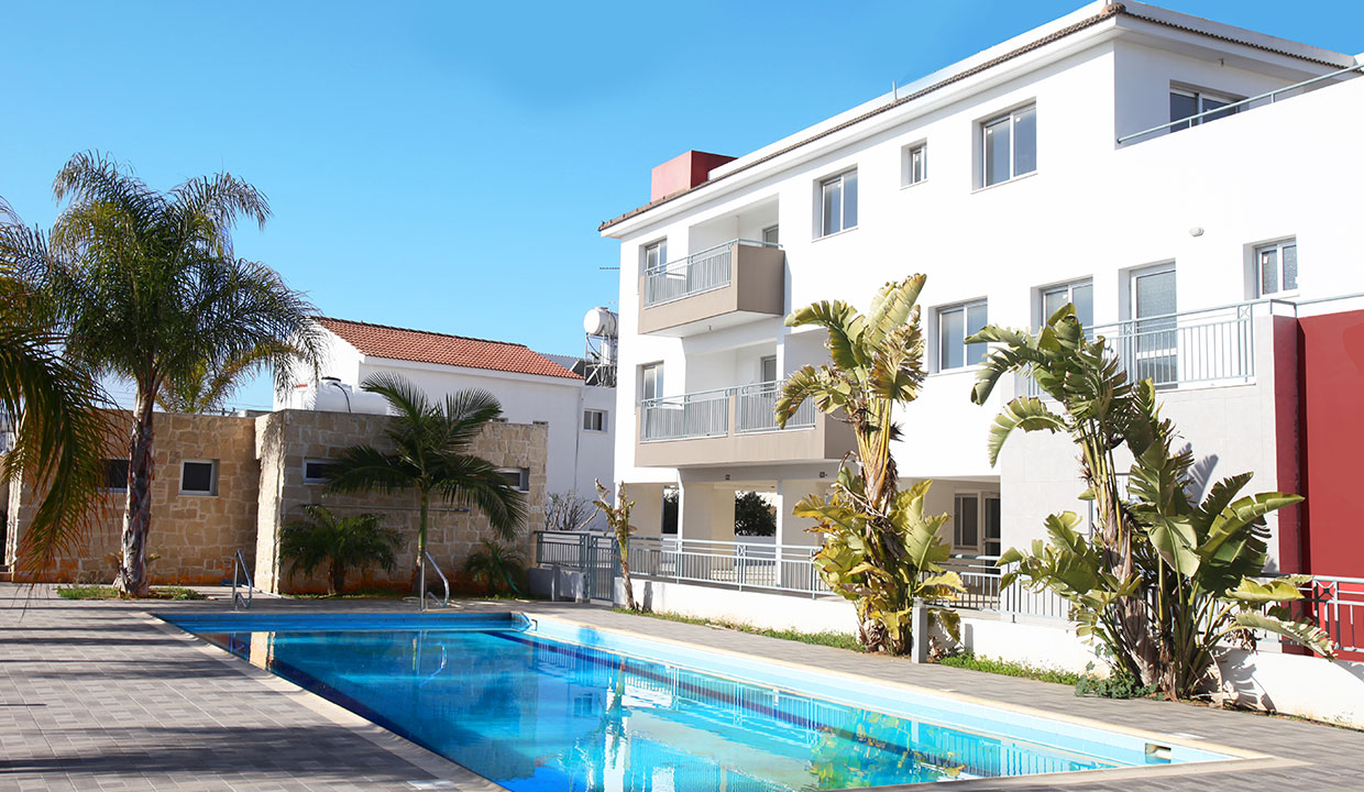 2-Bedroom Apartments in Paralimni w/Title Deeds